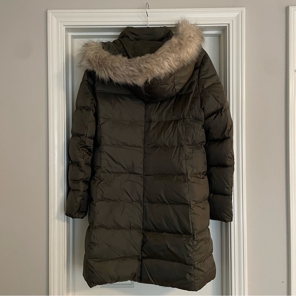 Ralph Lauren Puffer Coat - Picture 2 of 6